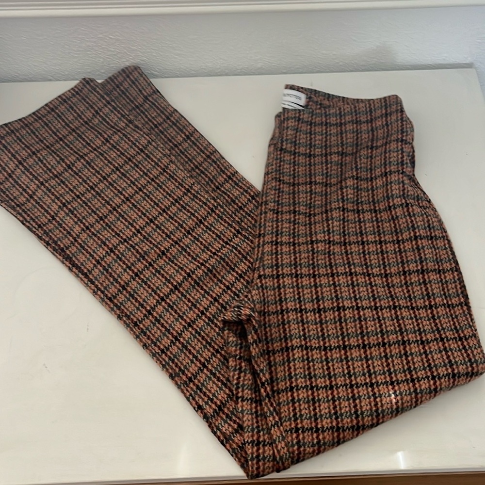 High rise pull on kick flare pants